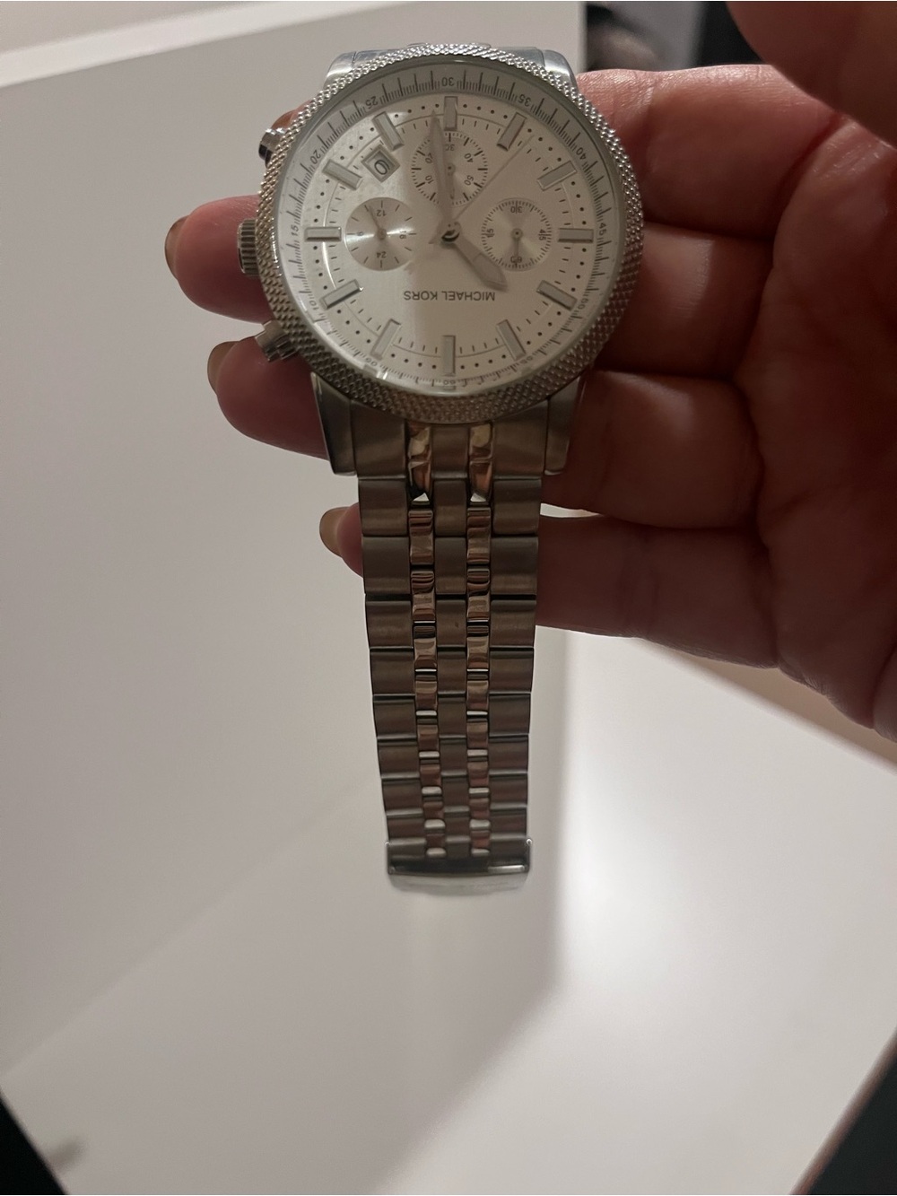 Michael Kors Silver Stainless Steel Chronograph Watch mk-8072 - Picture 7 of 7